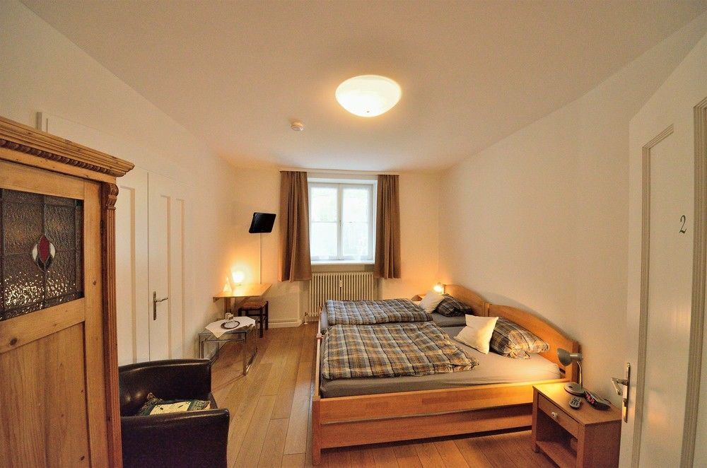 Vier Zimmer Múnich Exterior foto