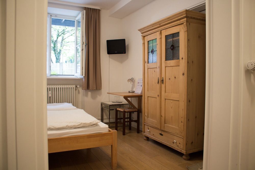 Vier Zimmer Múnich Exterior foto