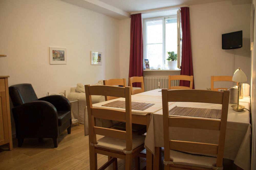 Vier Zimmer Múnich Exterior foto