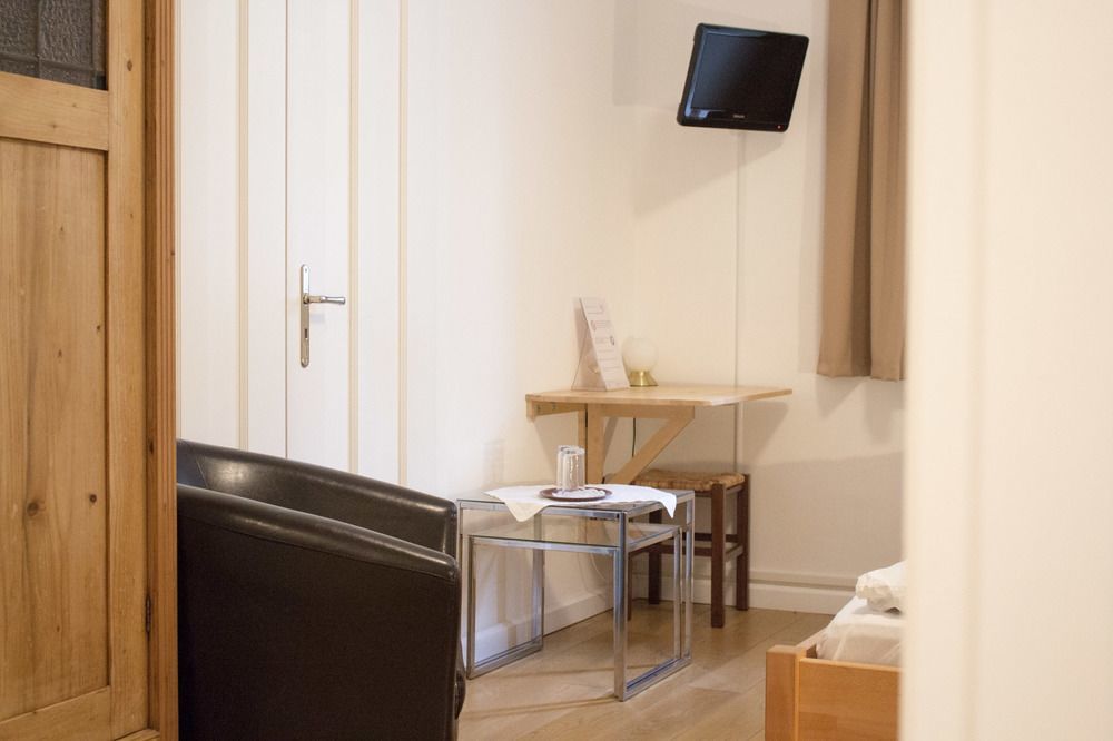 Vier Zimmer Múnich Exterior foto